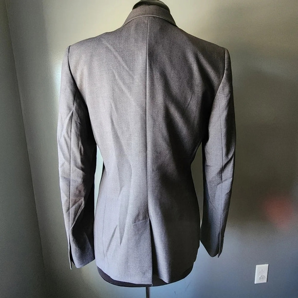 *NWT* Calvin Klein Long Modern Suiting Grey Blazer - Picture 6 of 9